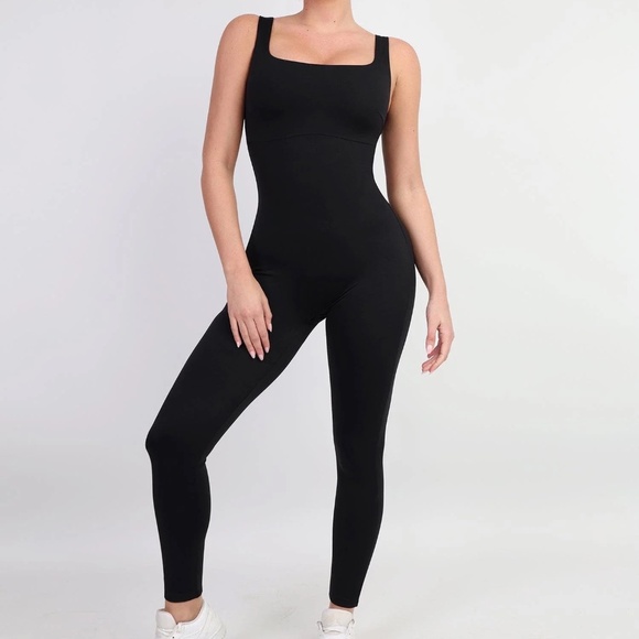Shapewear Square Neck Thigh Slimming Jumpsuit - Picture 1 of 2